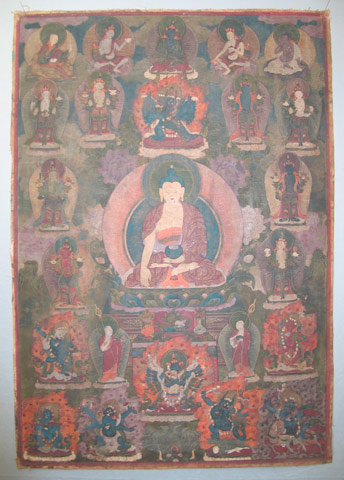  Bild: Buddha Gautama, Gesamtansicht Vorderseite, vor der Restaurierung 